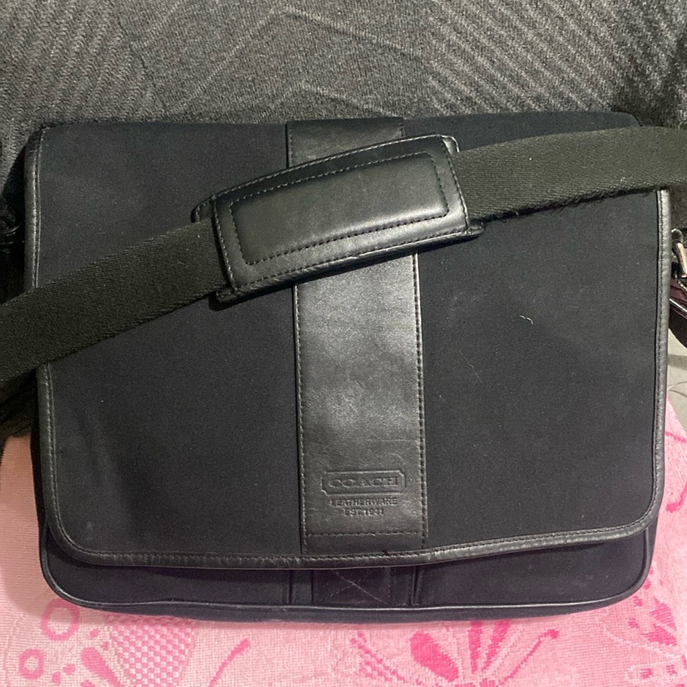Coach Vintage Messenger Unisex Mens or Women Bag Preloved